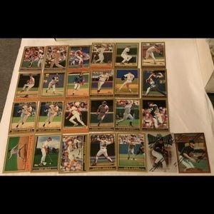Bundle of Baseball Cards Lot 334